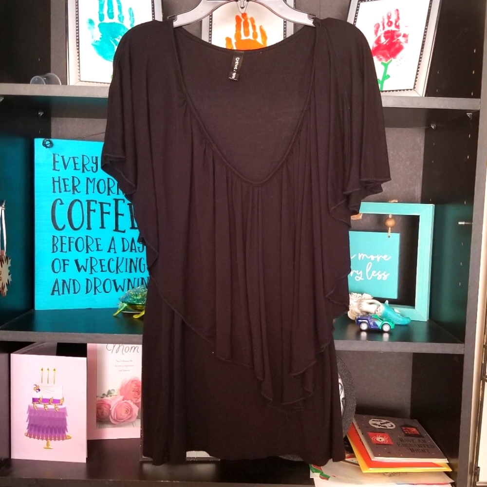 Black flutter style top